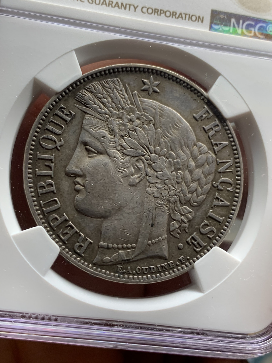 《竞宝斋》第28场-本周日，周一2场连拍（全场顺丰包邮） NGC AU评级 法国 1850年 谷物女神 5法郎 大银币 原味吃亏 细节保存的非常好 脸蛋圆润