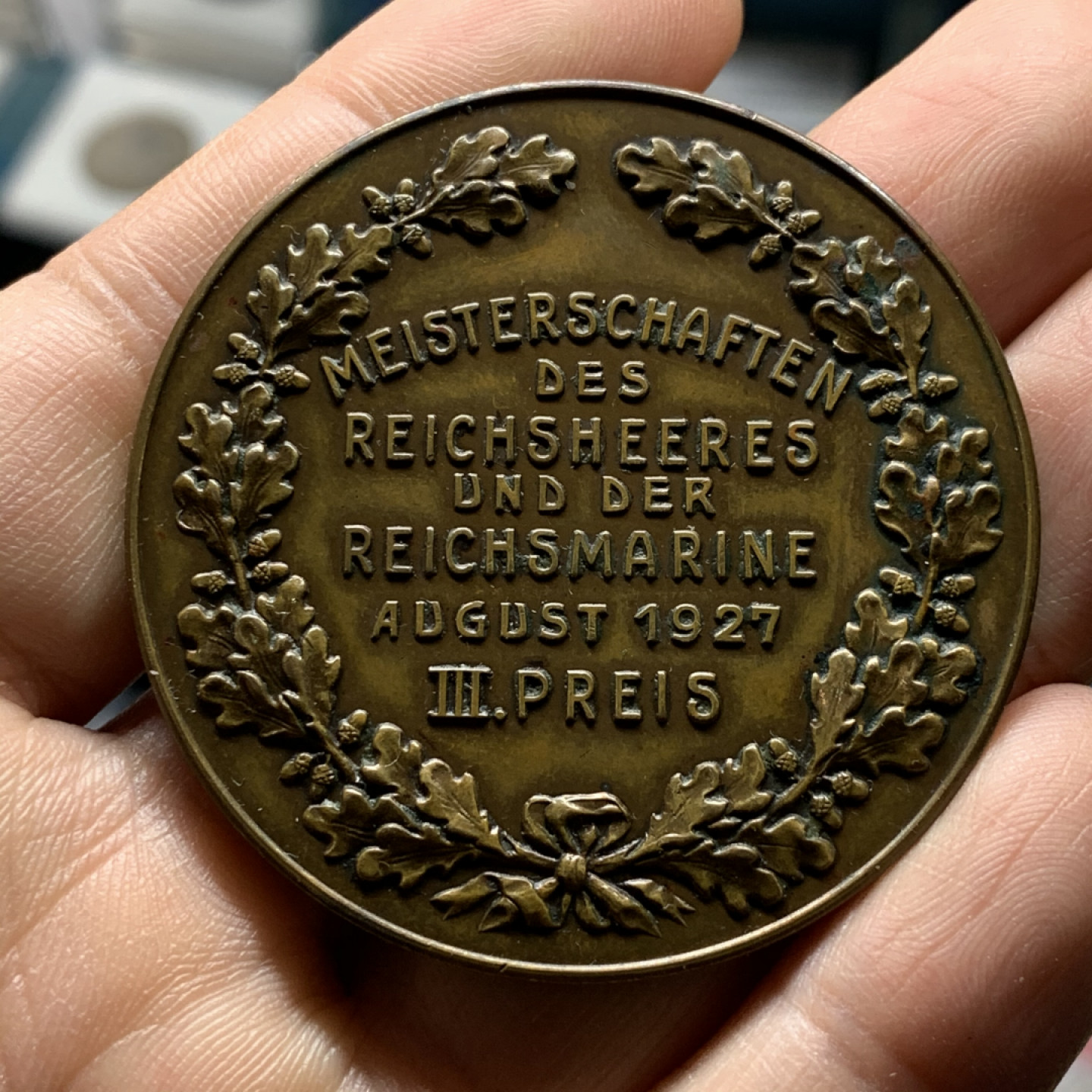 《竞宝斋》第28场-本周日，周一2场连拍（全场顺丰包邮） 裸章 德国1927年原铸，兴登堡纪念大铜章，直径50mm，重量51.8g