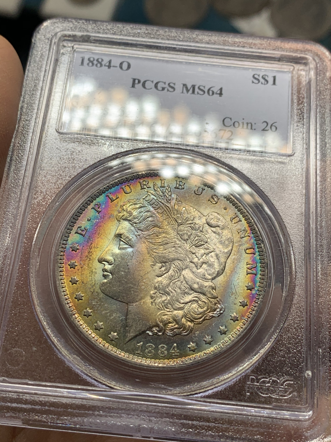 《竞宝斋》第28场-本周日，周一2场连拍（全场顺丰包邮） PCGS-MS64 1884年美国摩根银元 老白盒彩虹包浆 实物绝美