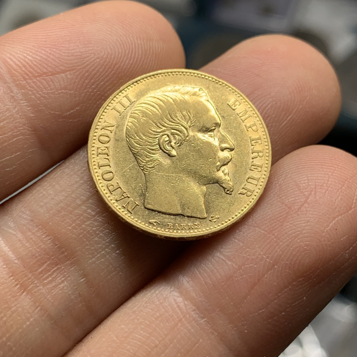 《竞宝斋》第28场-本周日，周一2场连拍（全场顺丰包邮） 法国 1857年 拿破仑三世 20法郎 金币早期无冠版