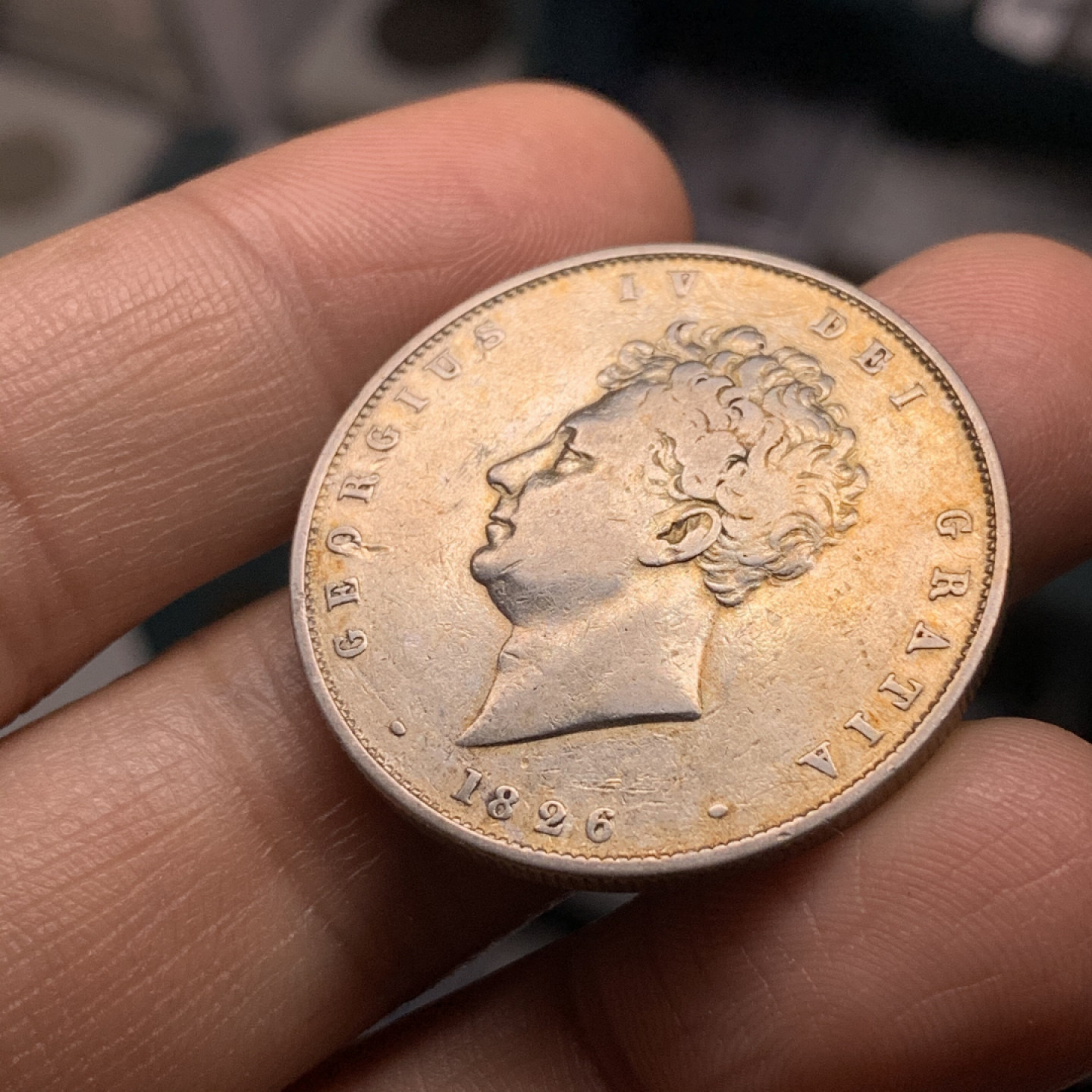 《竞宝斋》第28场-本周日，周一2场连拍（全场顺丰包邮） 少见 难得好品 英国1826年 乔四 半克朗 银币 