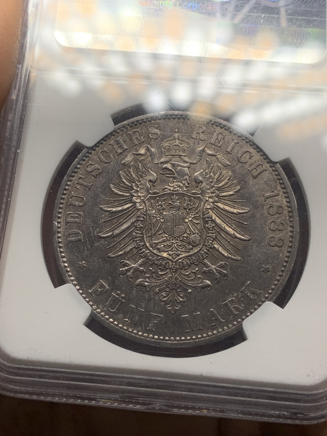 《竞宝斋》第28场-本周日，周一2场连拍（全场顺丰包邮） 德国弗里德里希三皇之年短翅5马克1888年，NGC-AU好品