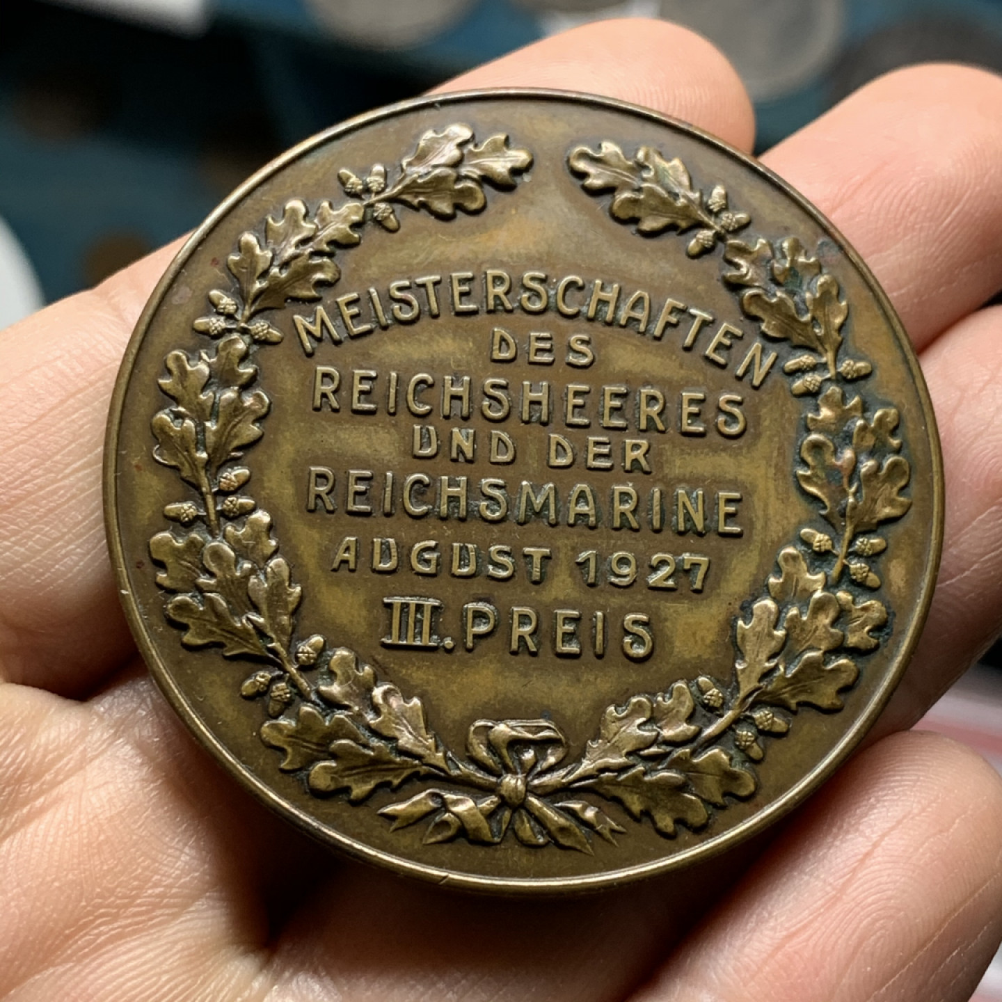 《竞宝斋》第28场-本周日，周一2场连拍（全场顺丰包邮） 裸章 德国1927年原铸，兴登堡纪念大铜章，直径50mm，重量51.8g