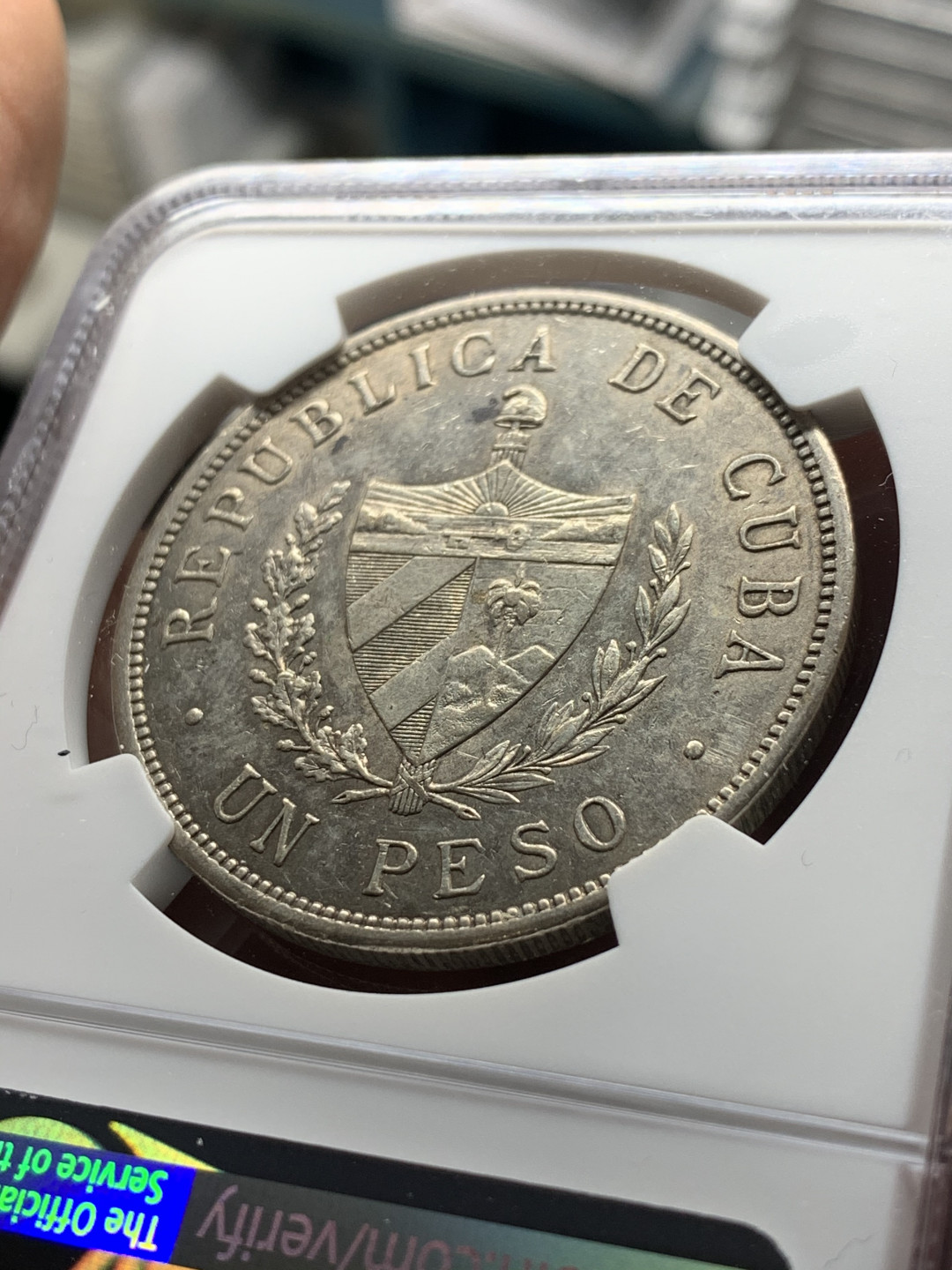 《竞宝斋》第28场-本周日，周一2场连拍（全场顺丰包邮） NGC AU58 古巴1933年 大五星 1比索银币 非常好的状态，大五星棱角分明 立体感强烈，热门品种