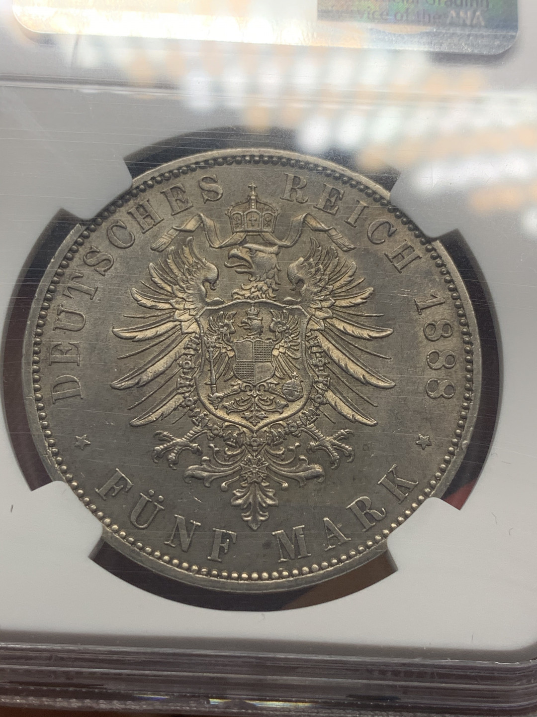 《竞宝斋》第28场-本周日，周一2场连拍（全场顺丰包邮） 德国弗里德里希三皇之年短翅5马克1888年，NGC-MS61