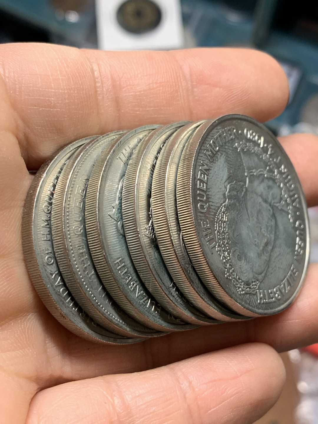 《竞宝斋》第28场-本周日，周一2场连拍（全场顺丰包邮） 英属六国纪念女王80岁生日1980年圣赫勒拿/福克兰群岛/特里斯坦.达库尼亚/格恩西/直布罗陀/英国