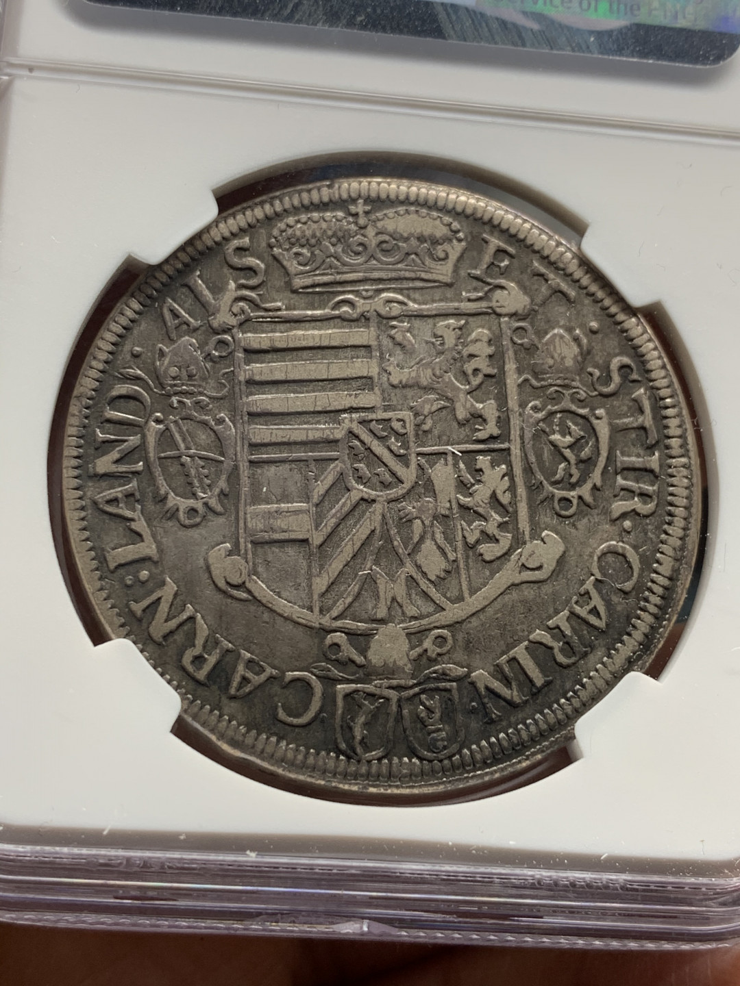 《竞宝斋》第28场-本周日，周一2场连拍（全场顺丰包邮） NGC XF40 历经400年的原味包浆 1620年奥地利蒂罗尔大公 利奥波德 1泰勒 大银币 给分实在难得