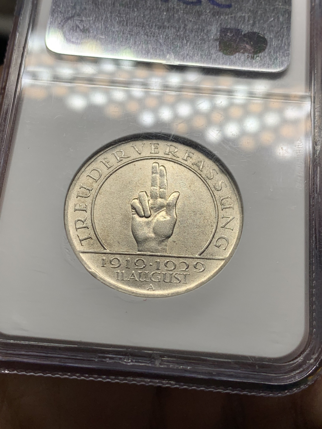 《竞宝斋》第28场-本周日，周一2场连拍（全场顺丰包邮） NGC-AU55 德国魏玛共和国1929年制宪纪念3马克银币 发行量142万枚 老盒低评完全看不出磨损