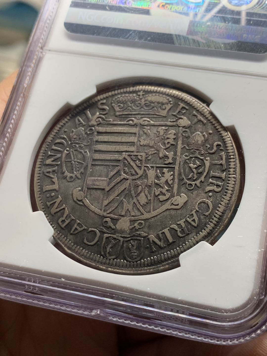 《竞宝斋》第28场-本周日，周一2场连拍（全场顺丰包邮） NGC XF40 历经400年的原味包浆 1620年奥地利蒂罗尔大公 利奥波德 1泰勒 大银币 给分实在难得