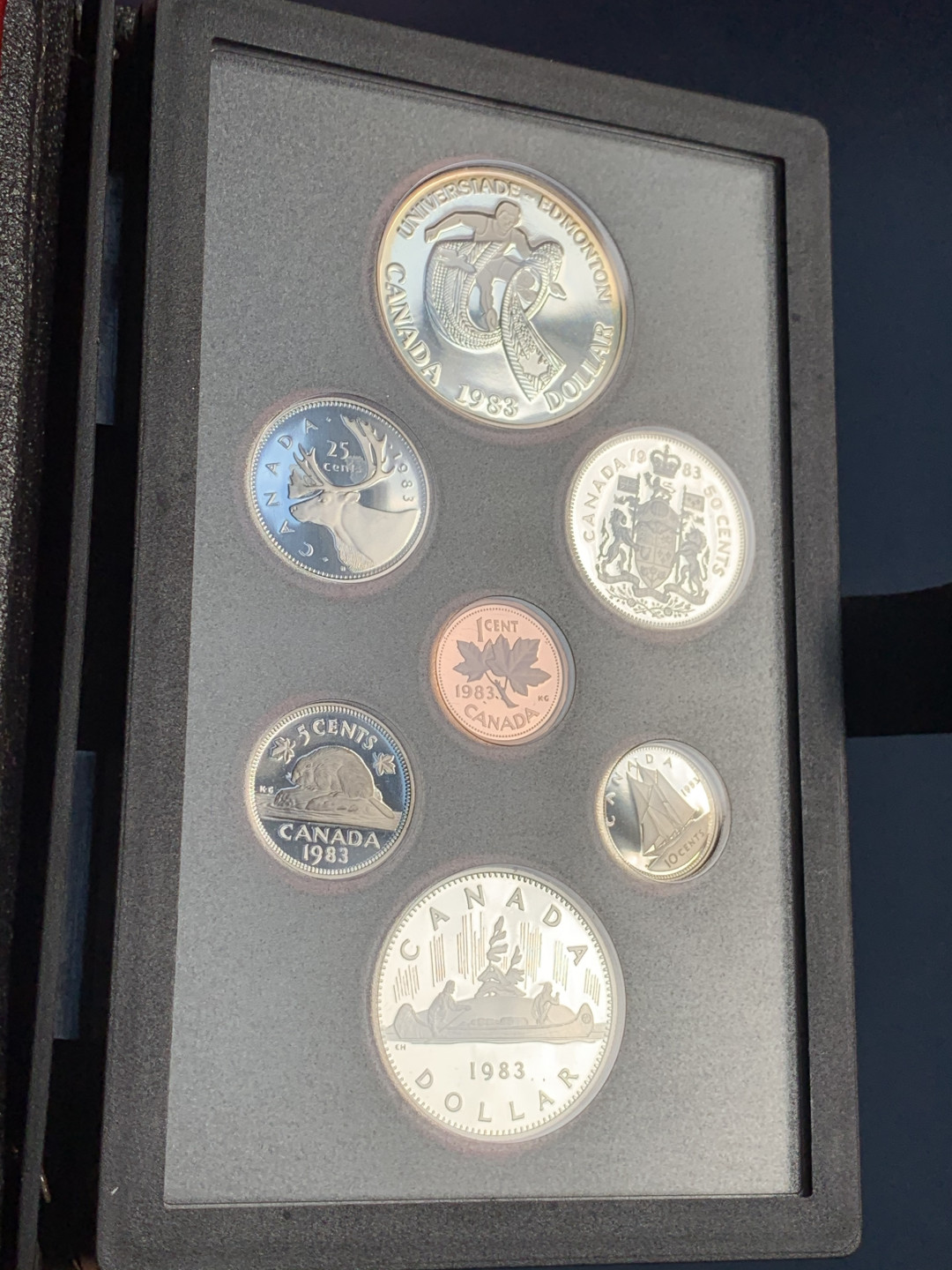 《竞宝斋》第28场-本周日，周一2场连拍（全场顺丰包邮） 原装证书 加拿大 1983年 大学运动会 7枚套精铸币 一元是银币