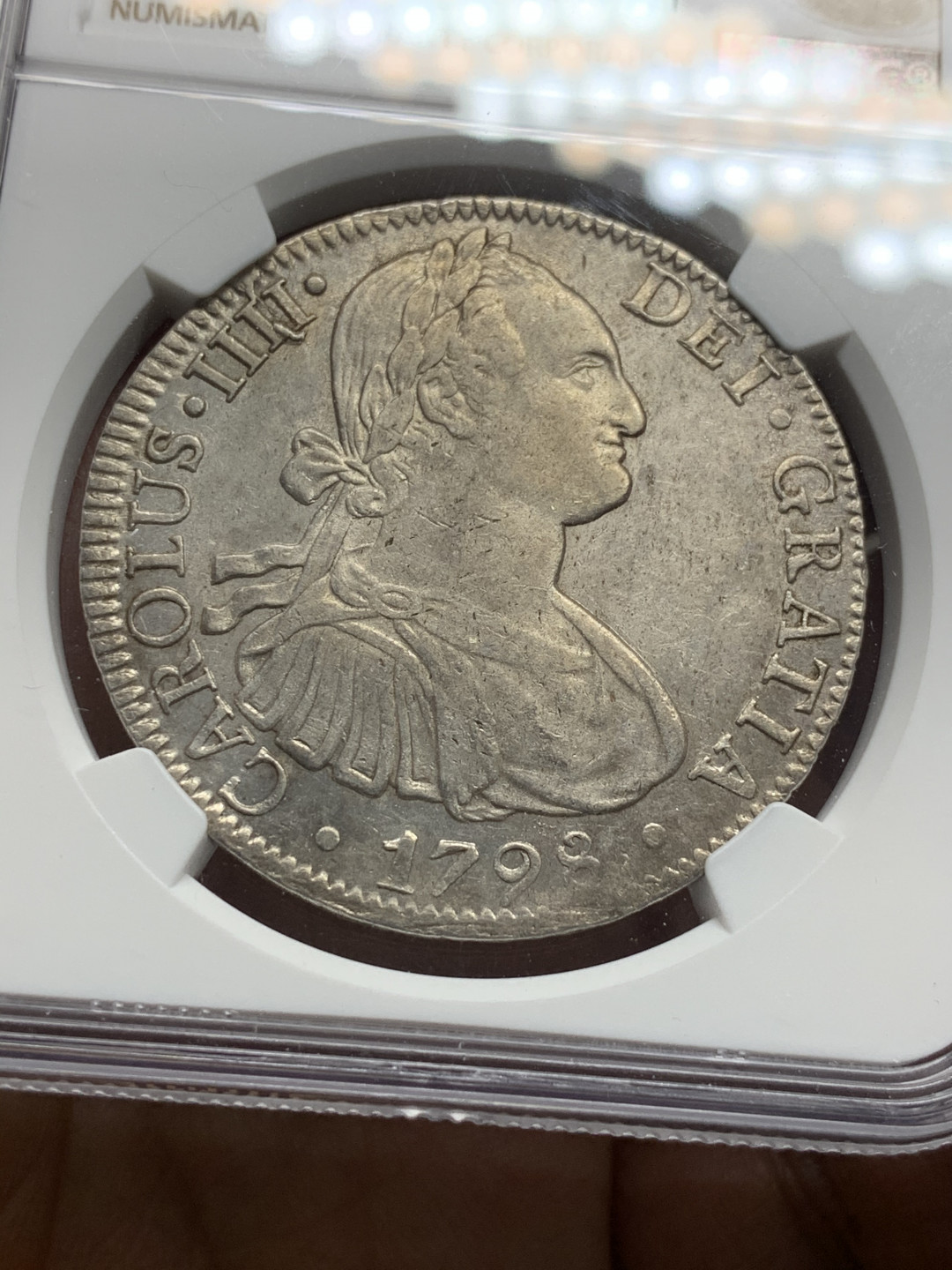 《竞宝斋》第28场-本周日，周一2场连拍（全场顺丰包邮） NGC-AUD 墨西哥 1798年 8 里亚尔  人像双柱卡洛斯四世  银币 深打好细节