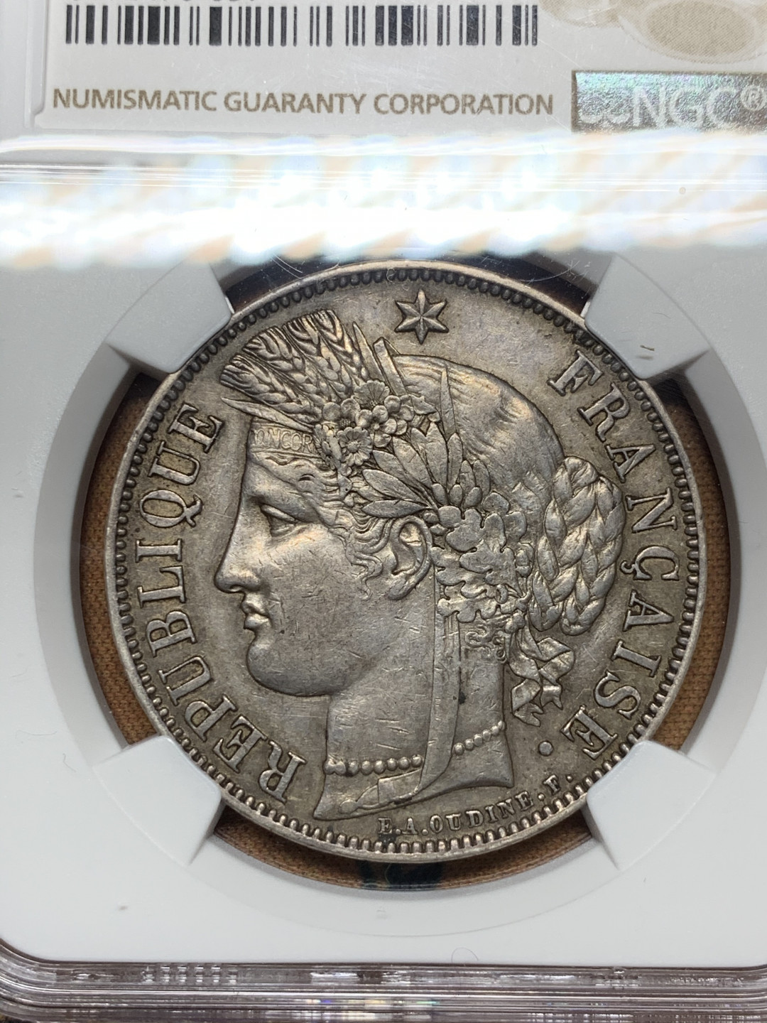 《竞宝斋》第28场-本周日，周一2场连拍（全场顺丰包邮） NGC AU评级 法国 1850年 谷物女神 5法郎 大银币 原味吃亏 细节保存的非常好 脸蛋圆润