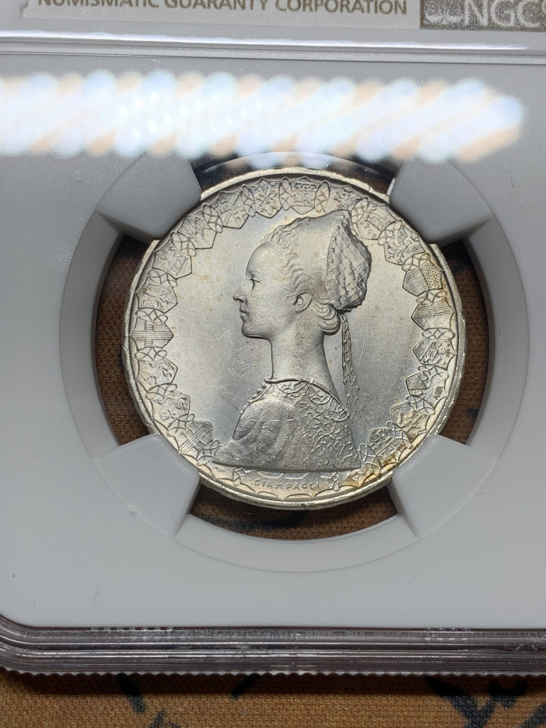 《竞宝斋》第28场-本周日，周一2场连拍（全场顺丰包邮） NGC MS66 亚军分 意大利 1966年 500里拉 帆船 银币 好品不少，高分凤毛麟角