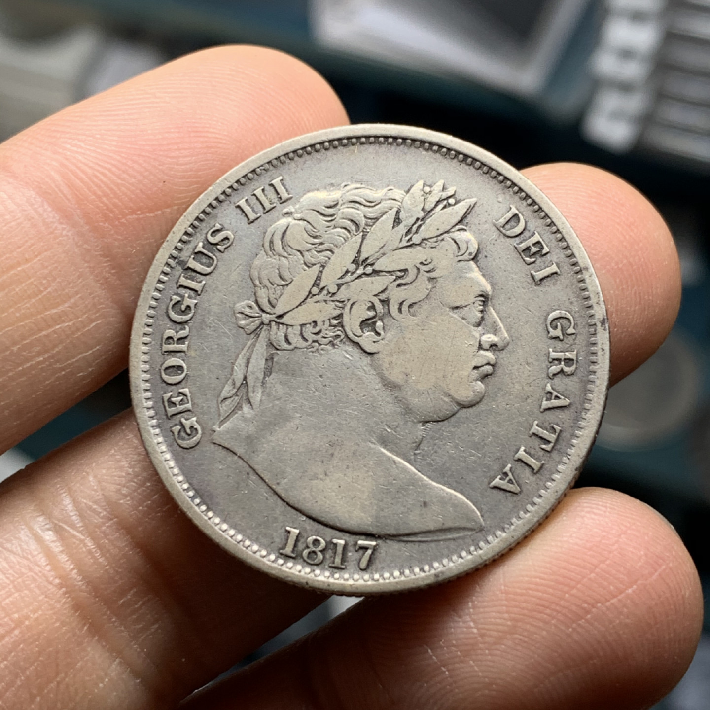 《竞宝斋》第28场-本周日，周一2场连拍（全场顺丰包邮） 原味好细节 英国 1817年 乔三 牛头半克朗 自然流通 状态保存的比较好