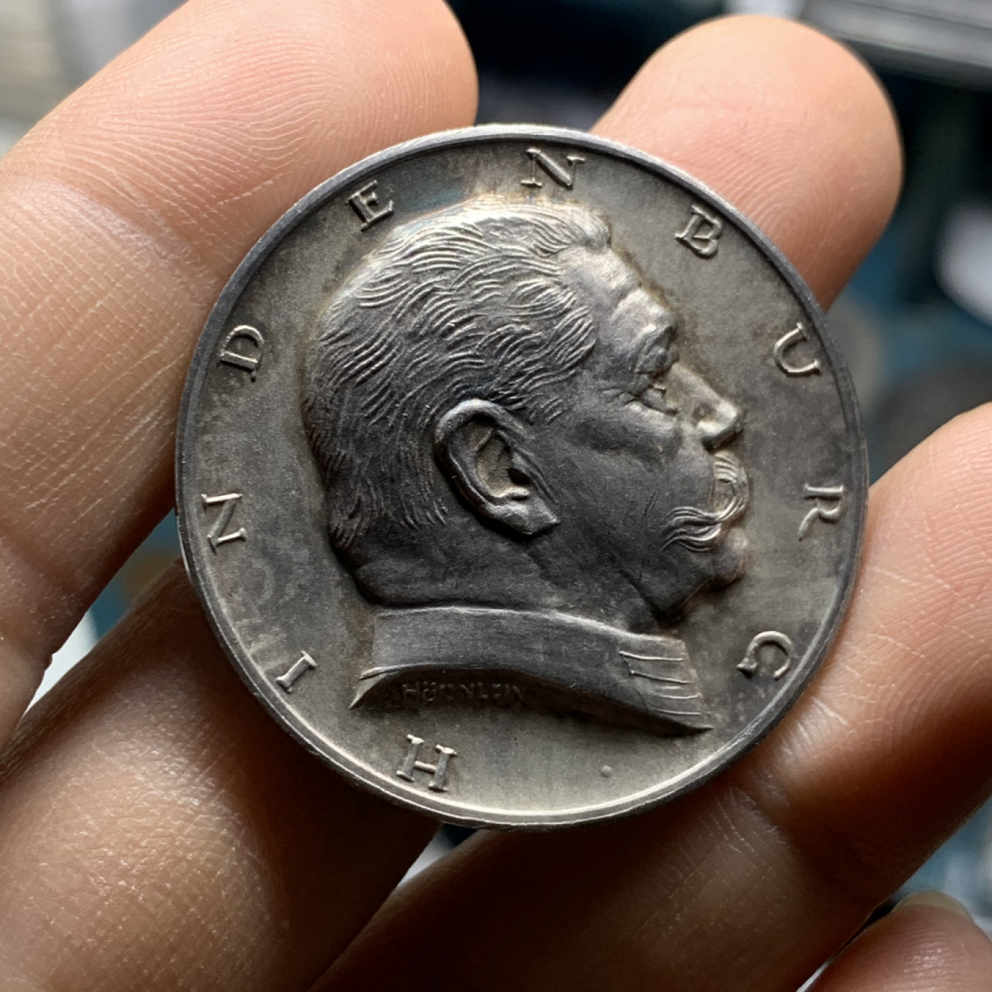 《竞宝斋》第28场-本周日，周一2场连拍（全场顺丰包邮） 裸章 德国1927年，兴登堡80大寿纪念银章，原味老包浆999银