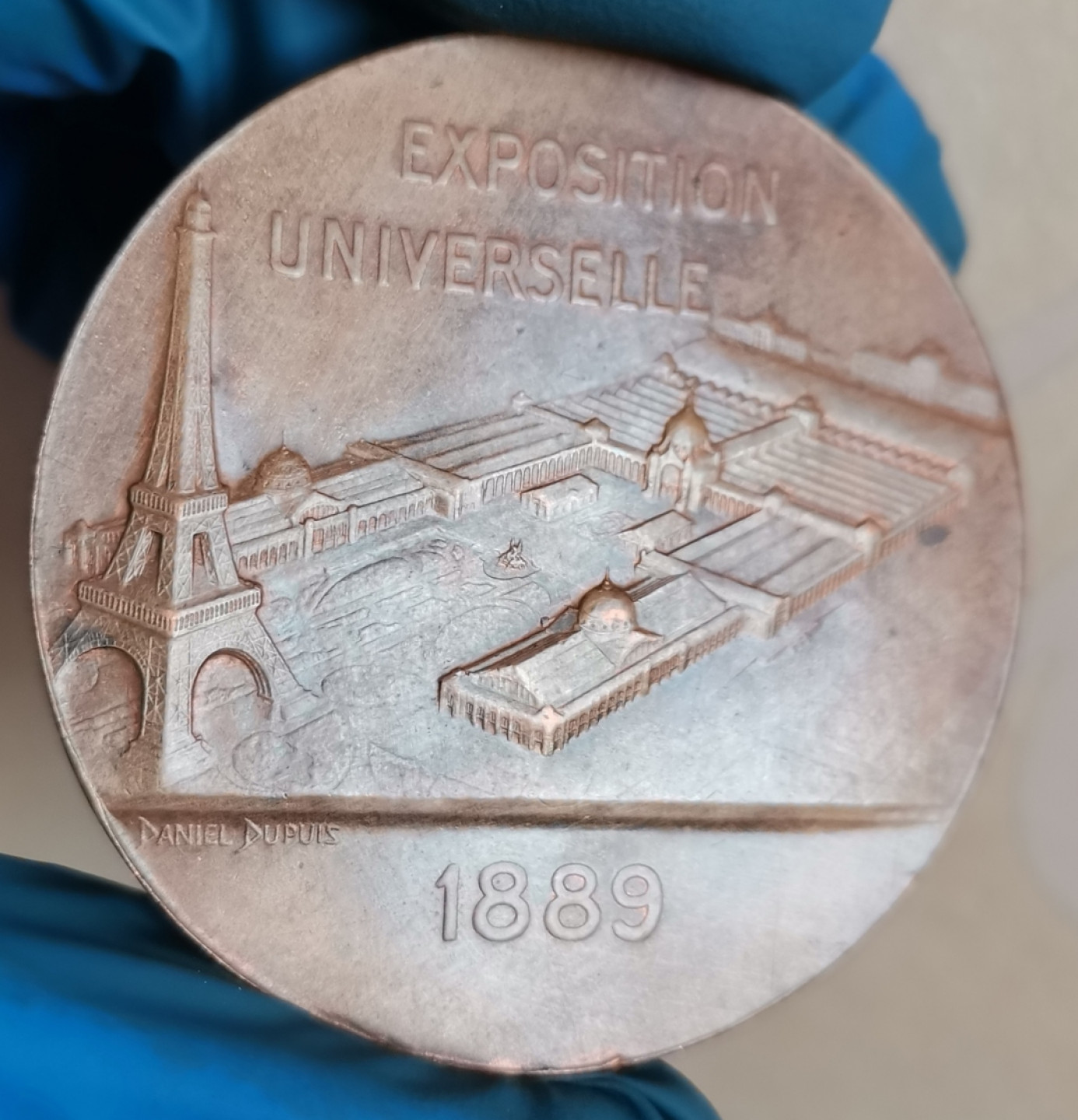 第23期拍卖会 1889年法国巴黎世界博览会纪念大铜章50mm55g