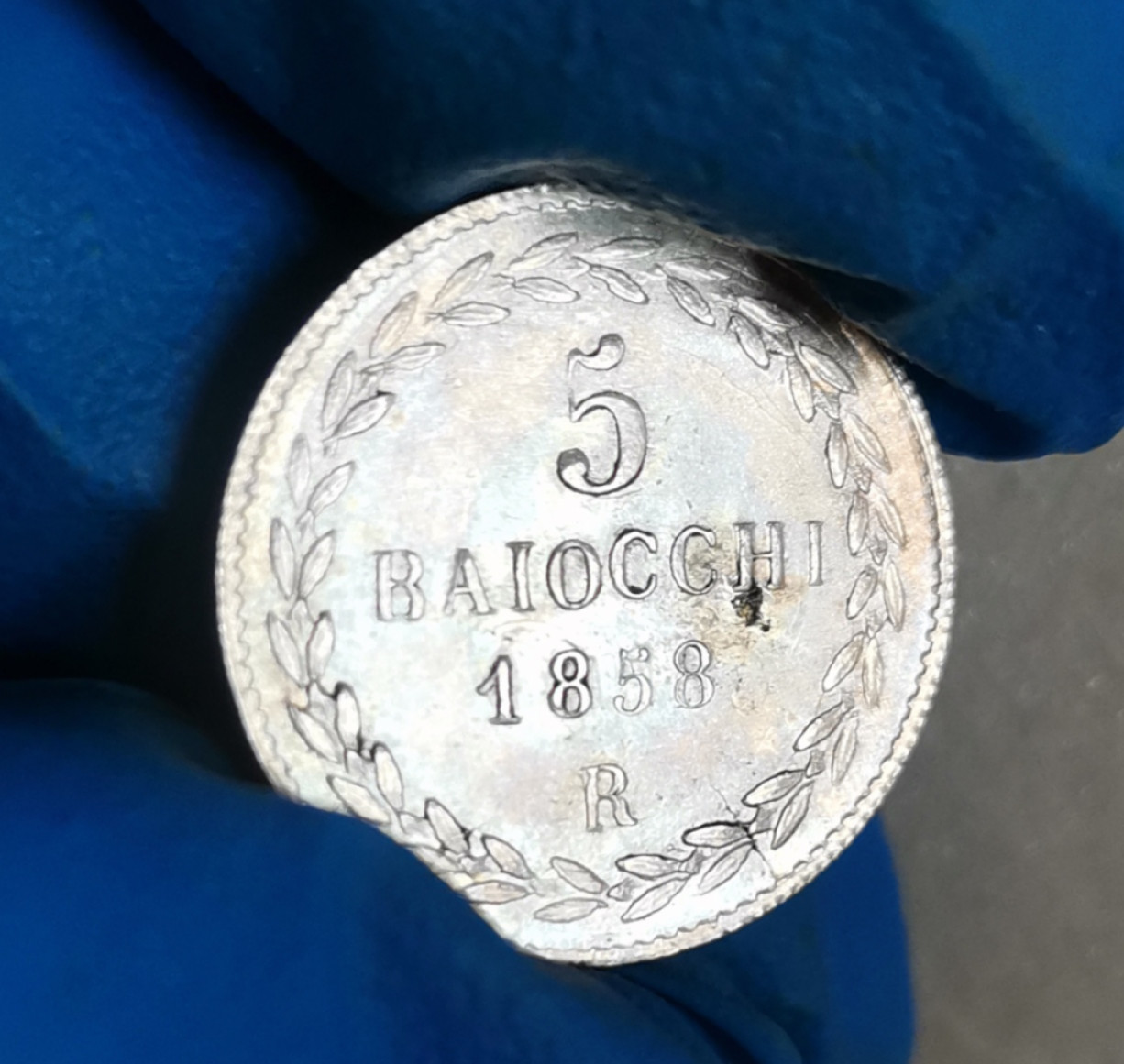 第23期拍卖会 好品相1858年梵蒂冈教皇国5B银币（少见品种）