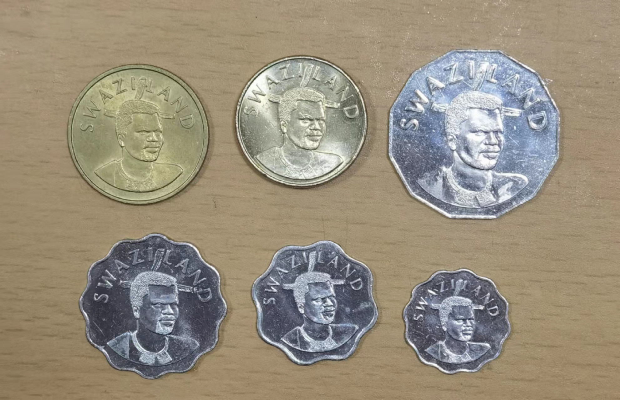 北京马甸外国钱币专卖店微拍第六十七期，非贵金属外国纪念币，流通币专场，陆续上新欢迎关注 好品斯威士兰流通币6枚／套