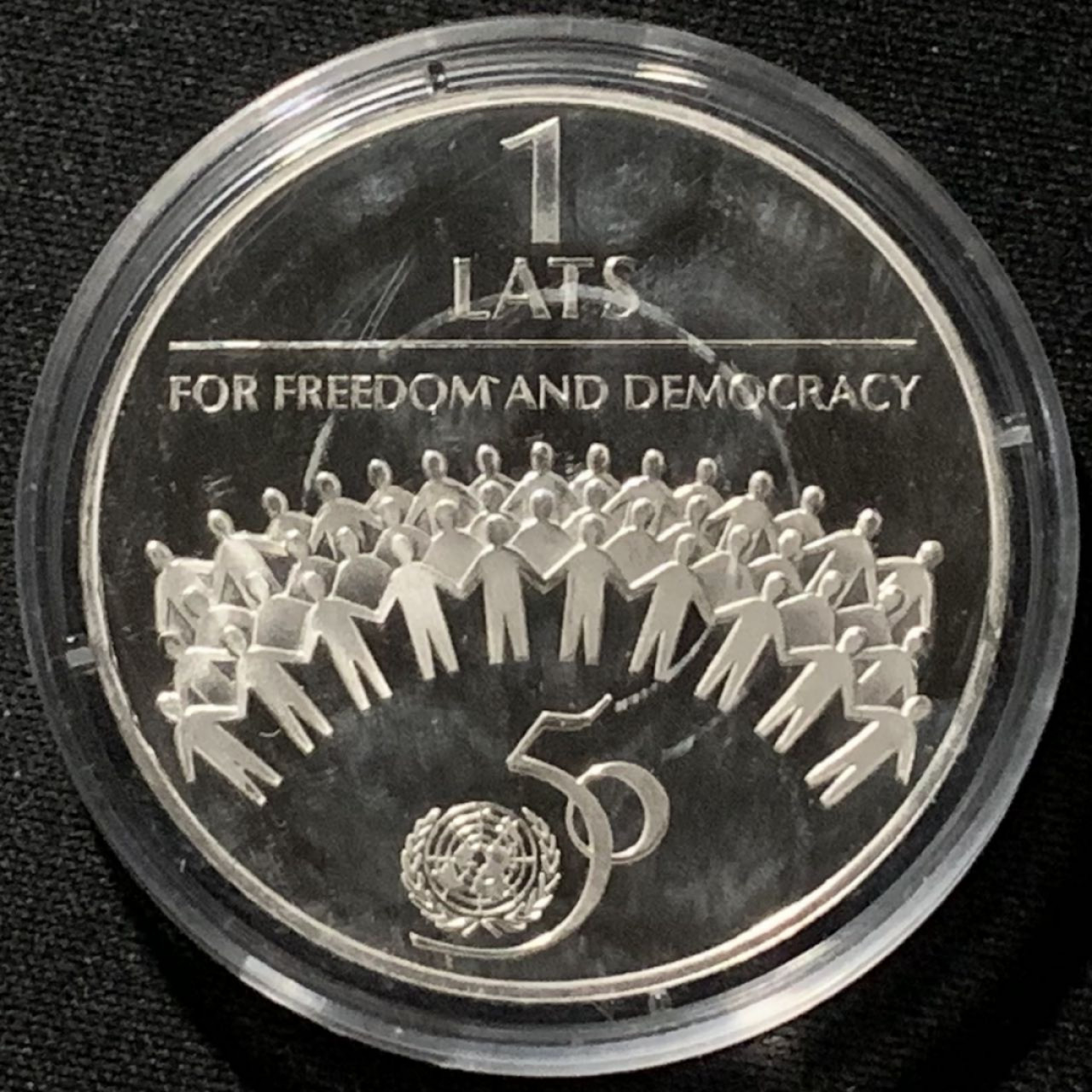 紫瑗钱币——第166期拍卖 拉脱维亚 1995年 联合国成立50周年 1拉特 28.28克 0.925银 精制