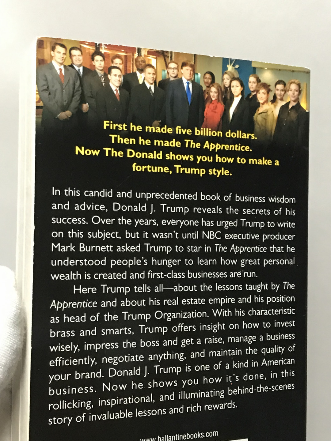 零元拍：美国前总统川普亲笔签名英文原版《川普教你如何致富》