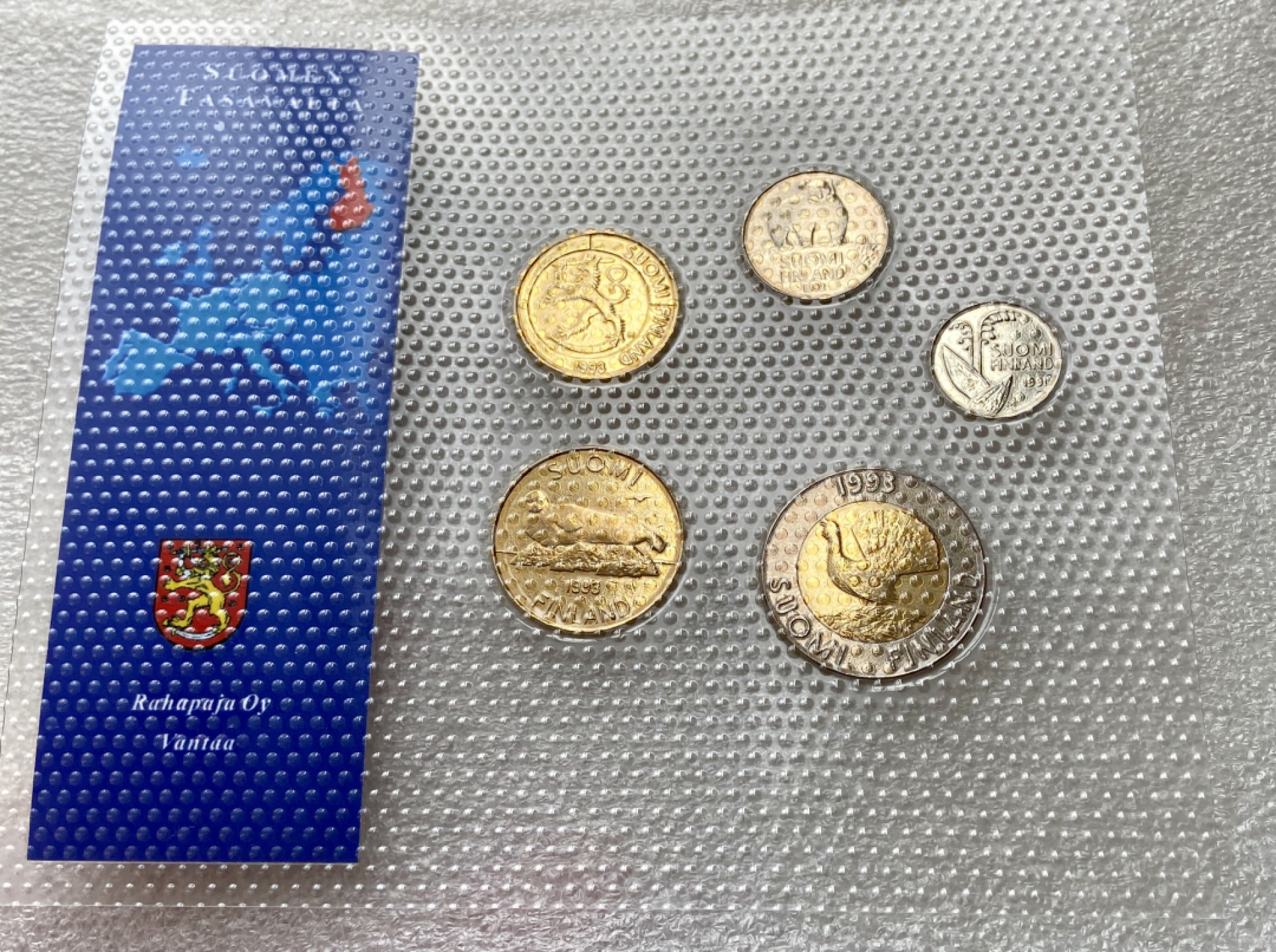 【Numismatist】第四场-0起拍-0佣金-包邮-世界硬币 芬兰5枚硬币一组 密封卡册
