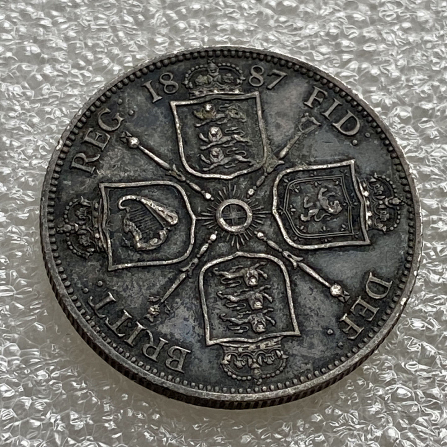 【Numismatist】第四场-0起拍-0佣金-包邮-世界硬币 英国1887年维多利亚女王弗洛林银币 包浆好品 边缘割手