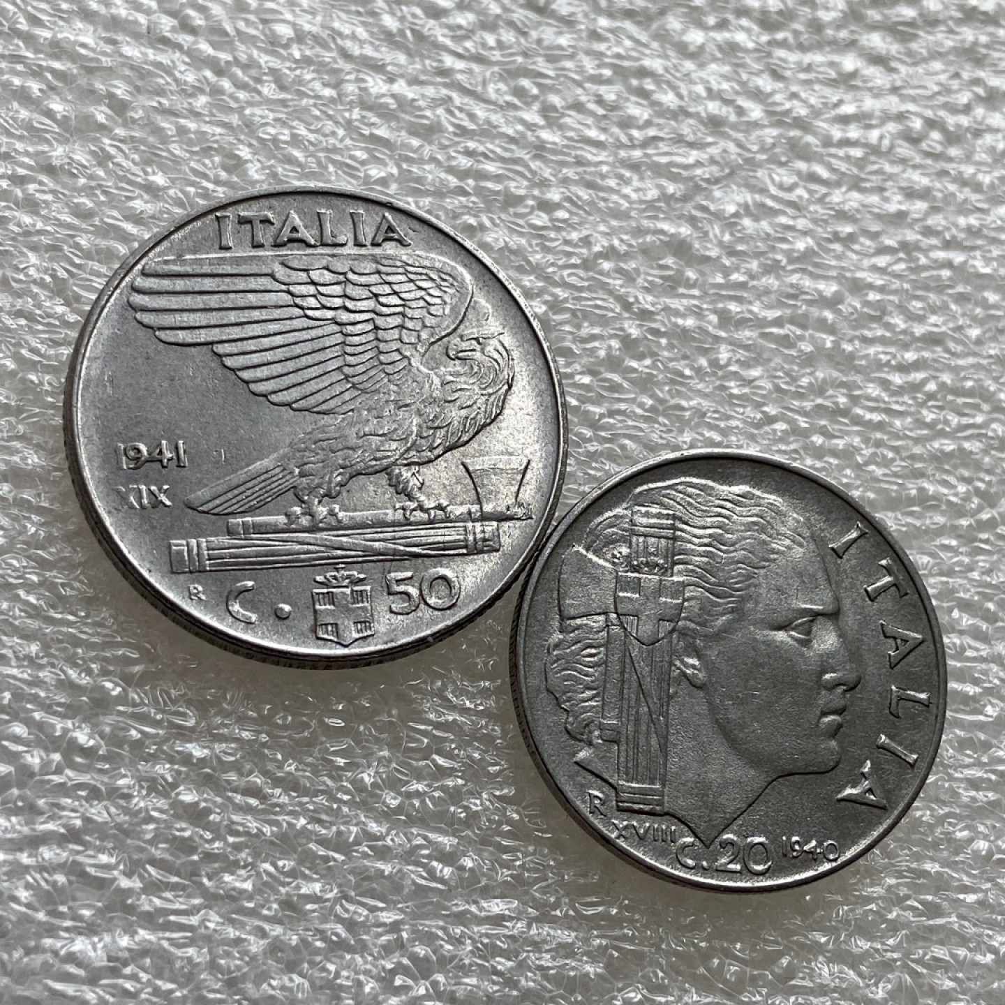 【Numismatist】第四场-0起拍-0佣金-包邮-世界硬币 意大利二战1940-1941年20分、50分两枚 带光品