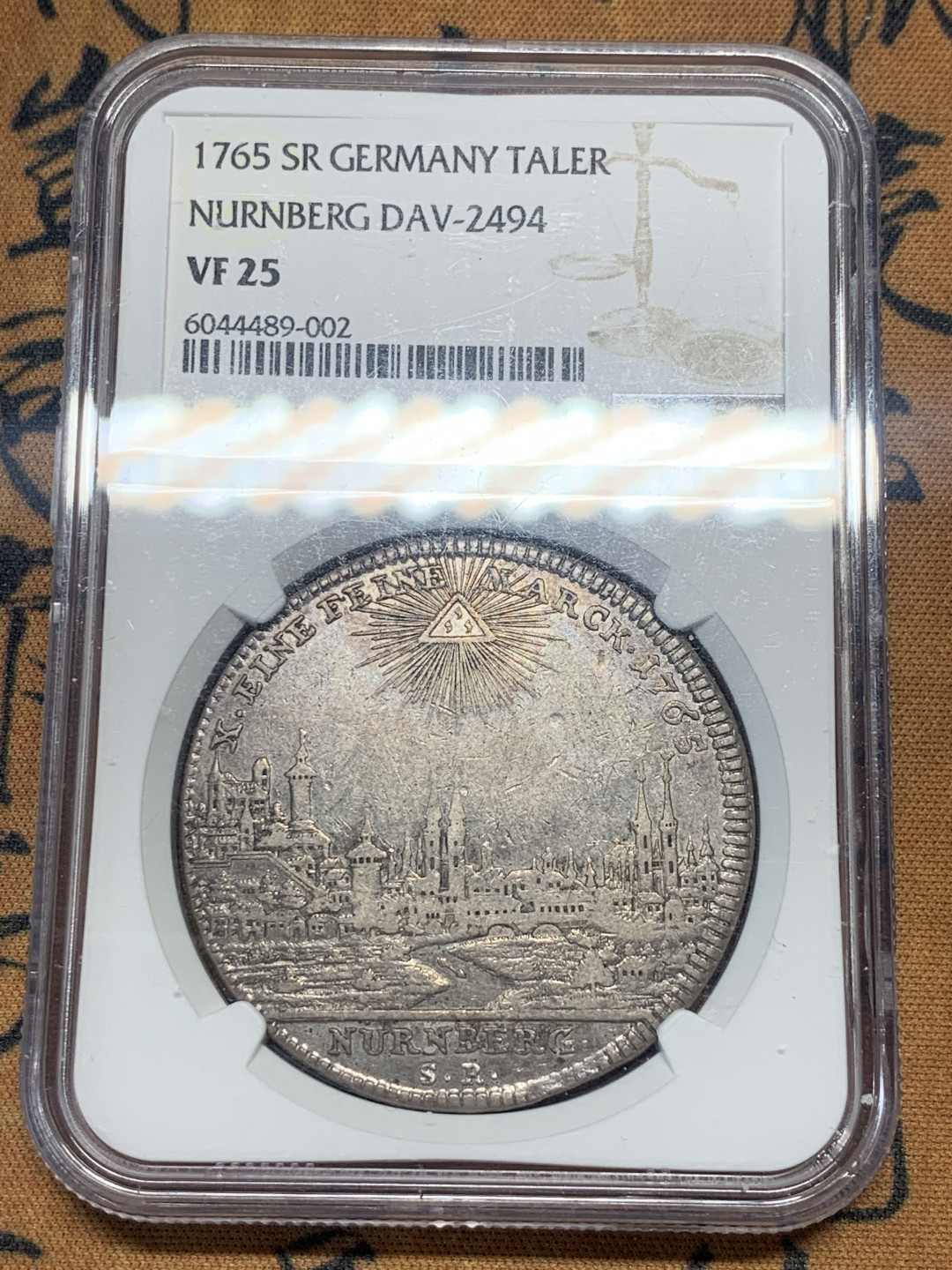 《竞宝斋》第30场-周日，周一，周二3场连拍（全场顺丰包邮） NGC-VF25 德国 纽伦堡 1765-SR 城市景观 双头鹰 约瑟夫二世 1泰勒 银币 深色包浆