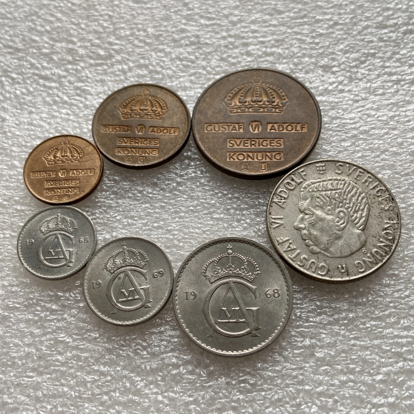 【Numismatist】第四场-0起拍-0佣金-包邮-世界硬币 瑞典1964-1970年古斯塔夫六世7枚一组 品相很不错