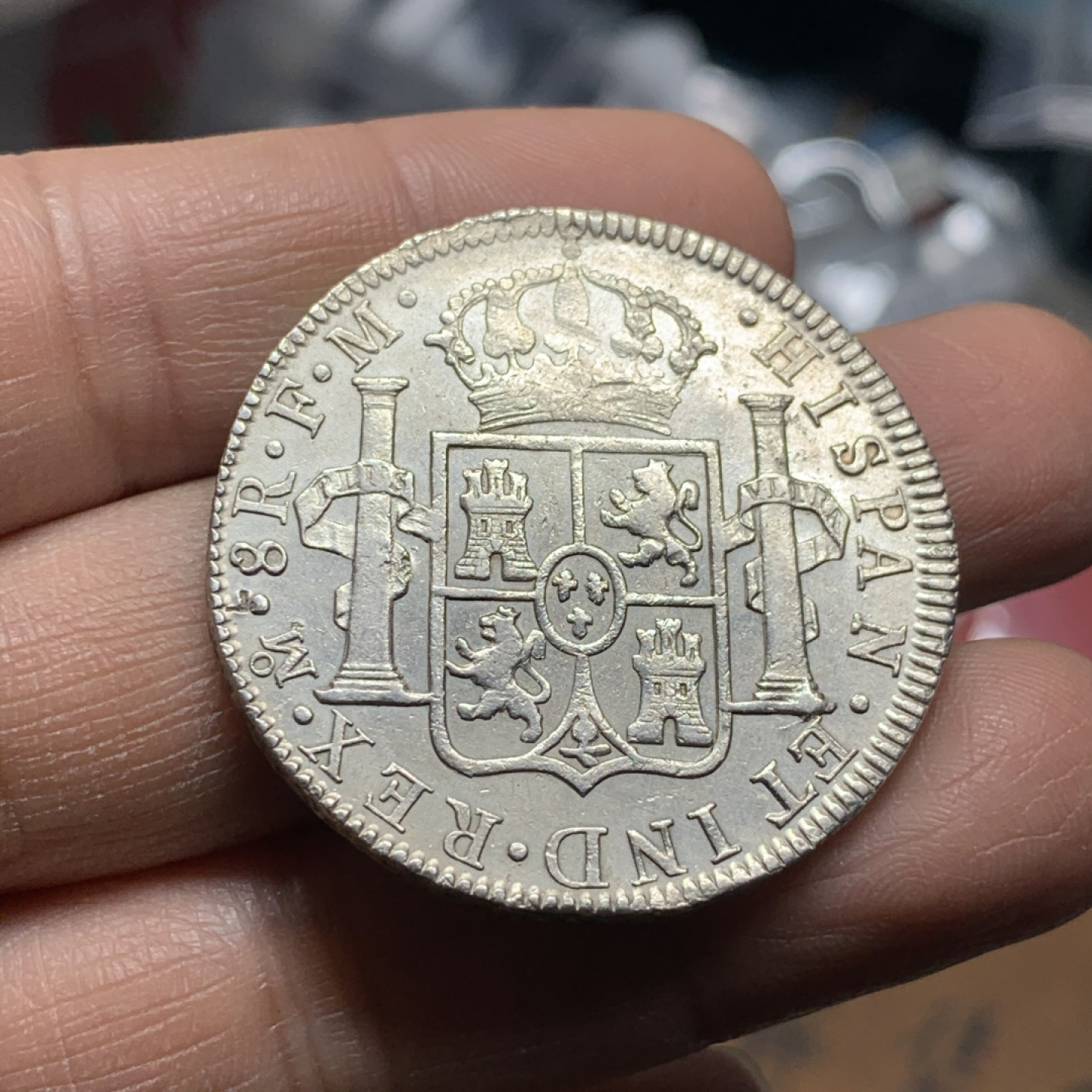 《竞宝斋》第30场-周日，周一，周二3场连拍（全场顺丰包邮） 西属 墨西哥1784年 卡三 8R 双柱大银币 39mm 26.7克 细节见图