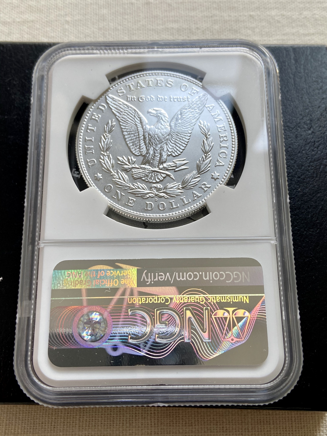 【Numismatist】第四场-0起拍-0佣金-包邮-世界硬币 美国2021年摩根银币 NGC评级MS69分 带原盒 百年来首次再发 发行量17.5W枚 下次官方再发说不定要再等百年了 极具收藏意义 