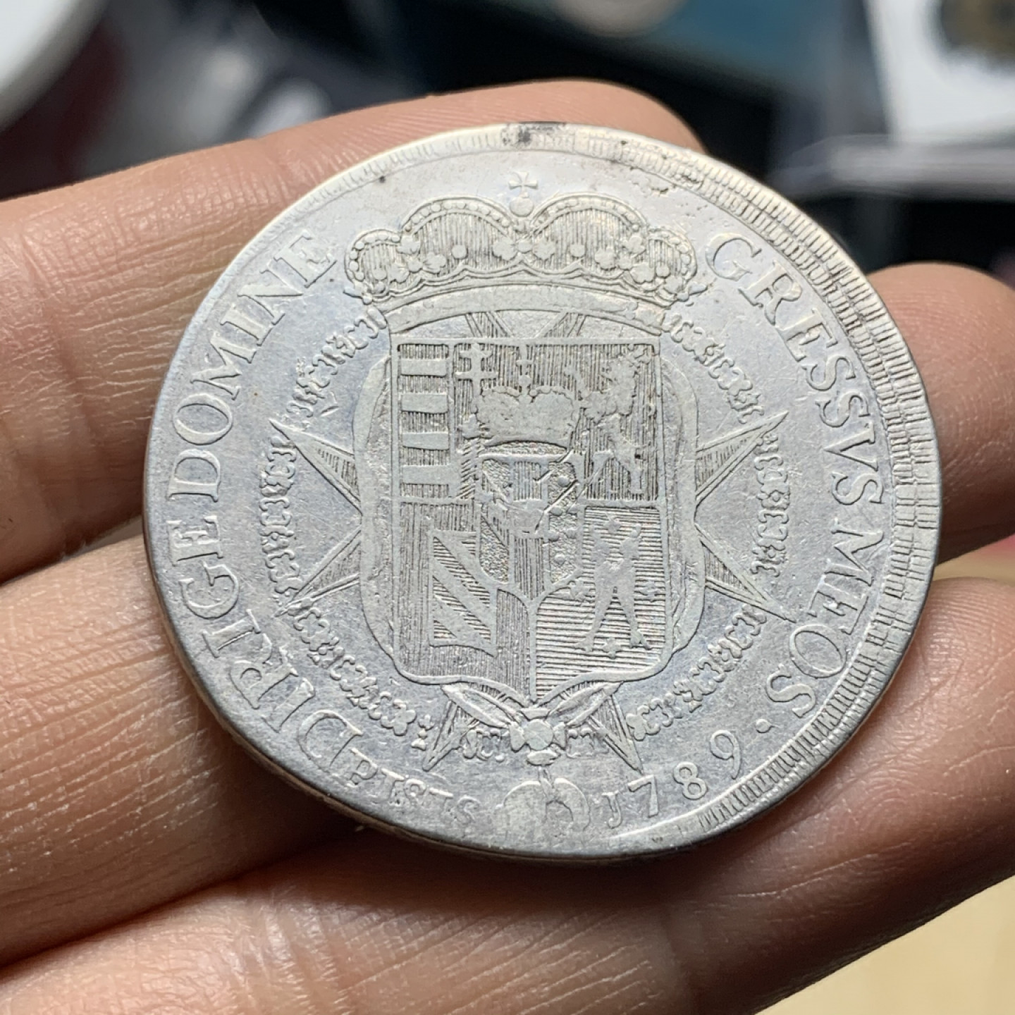 《竞宝斋》第30场-周日，周一，周二3场连拍（全场顺丰包邮） 意大利 托斯卡纳 1789年 1F 大银币 磨具偏打 无磕碰无划痕 状态已经算不错了 边纹无损