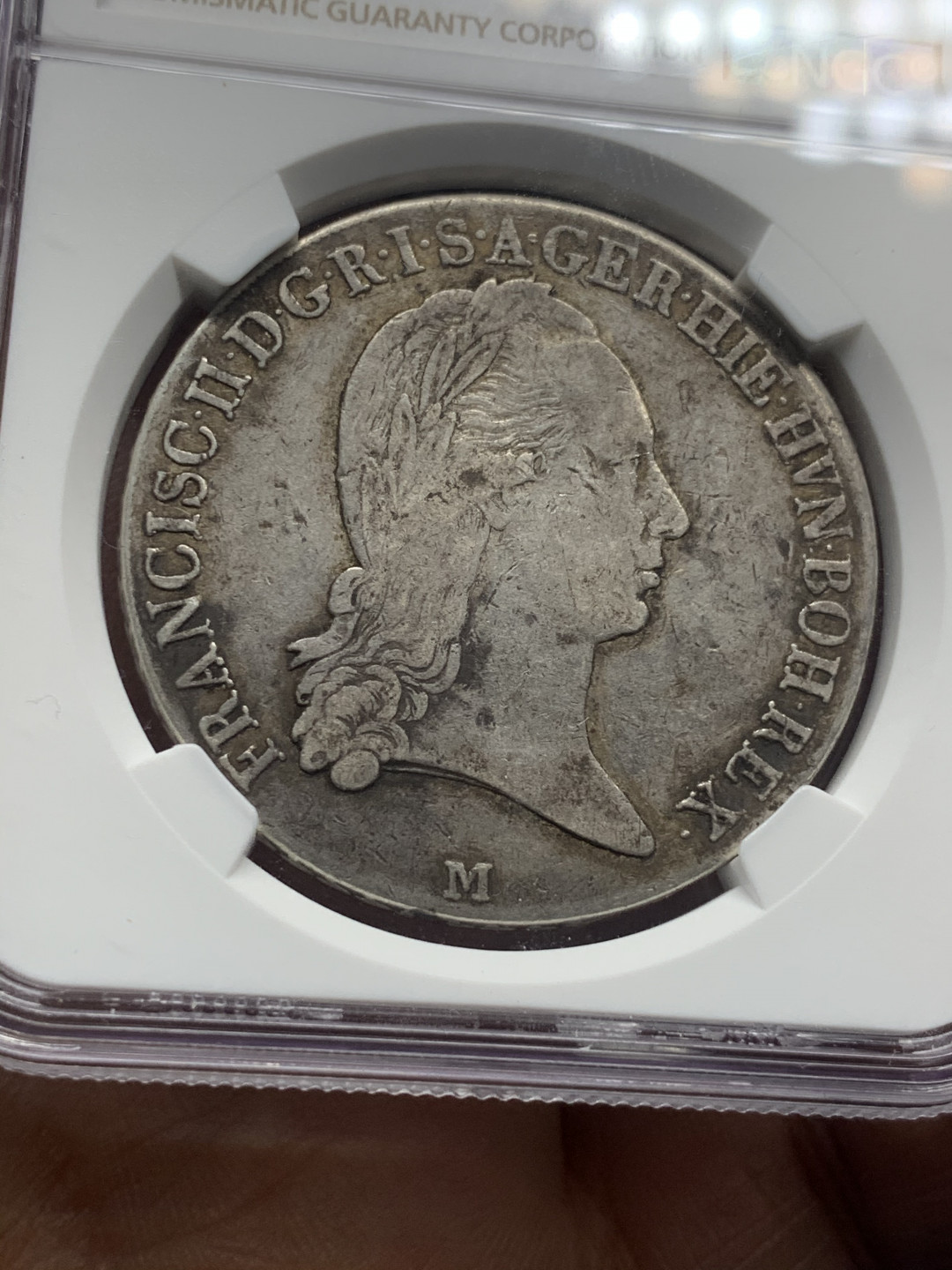 《竞宝斋》第30场-周日，周一，周二3场连拍（全场顺丰包邮） NGC-VF35 1795年米兰大公国弗朗茨二世泰勒 比奥属尼德兰的十字科罗那少见，季军分