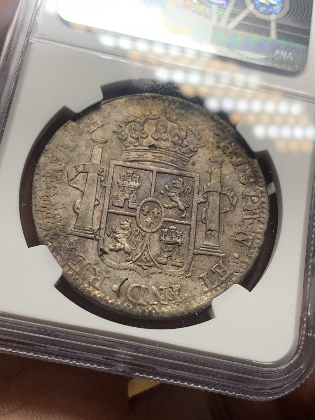 《竞宝斋》第30场-周日，周一，周二3场连拍（全场顺丰包邮） NGC评级 墨西哥1804年 卡四 8R 双柱大银币 整体深打，细节不错