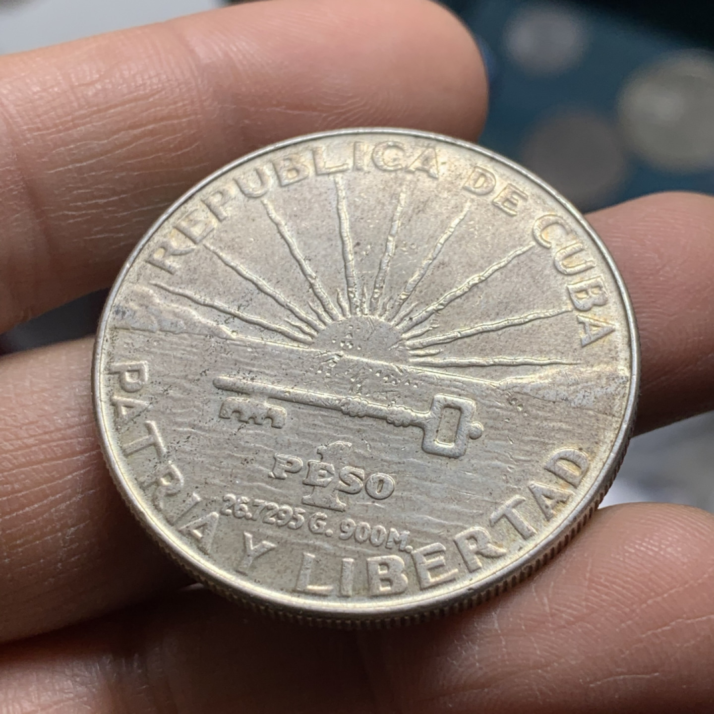 《竞宝斋》第30场-周日，周一，周二3场连拍（全场顺丰包邮） 古巴 1953年 马丁百年纪念 1比索 大银币 原味好品