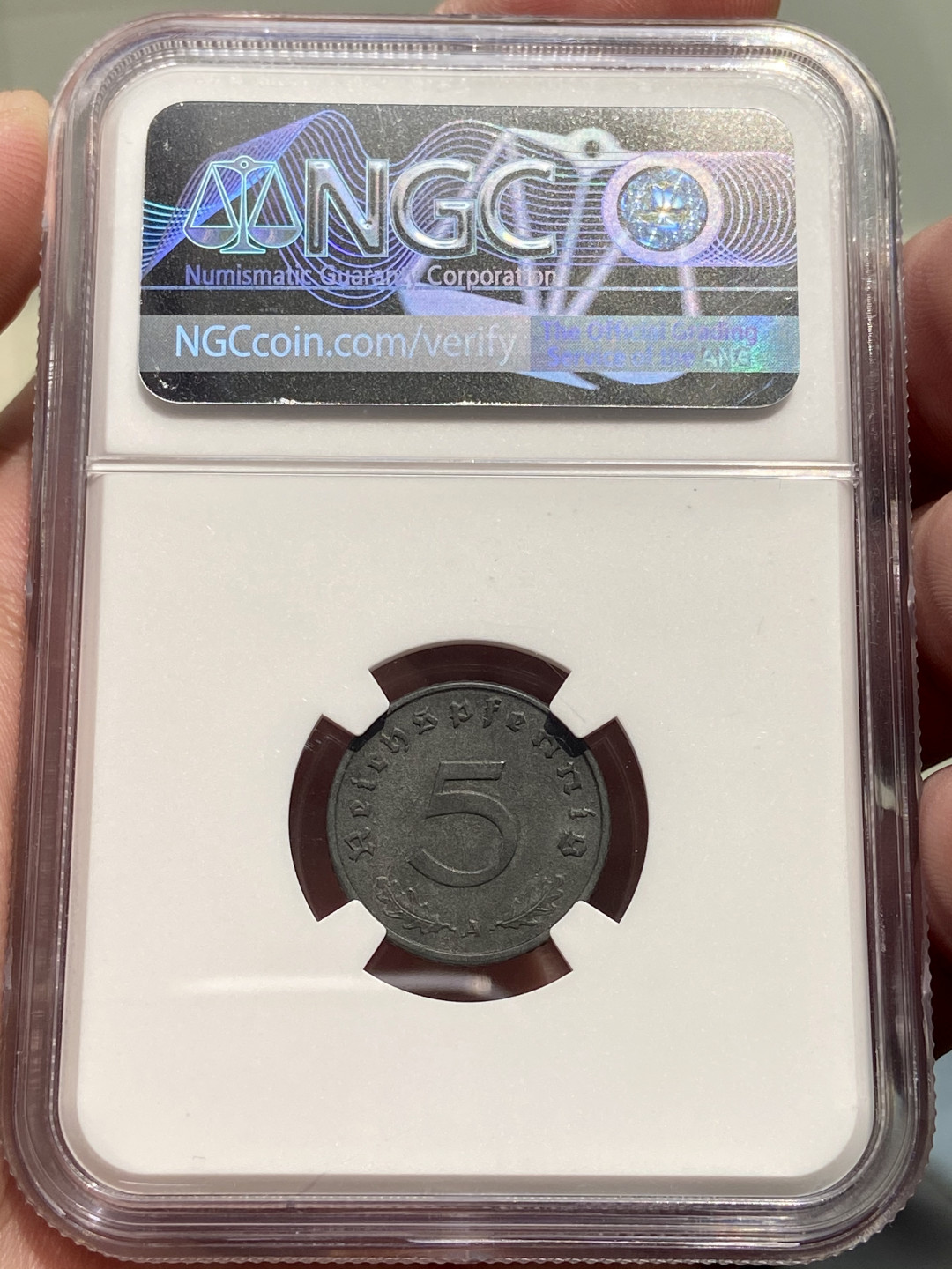 【Numismatist】第四场-0起拍-0佣金-包邮-世界硬币 德国1942年5芬尼 自己送的上海NGC 品相很好 一直没看懂这个评分
