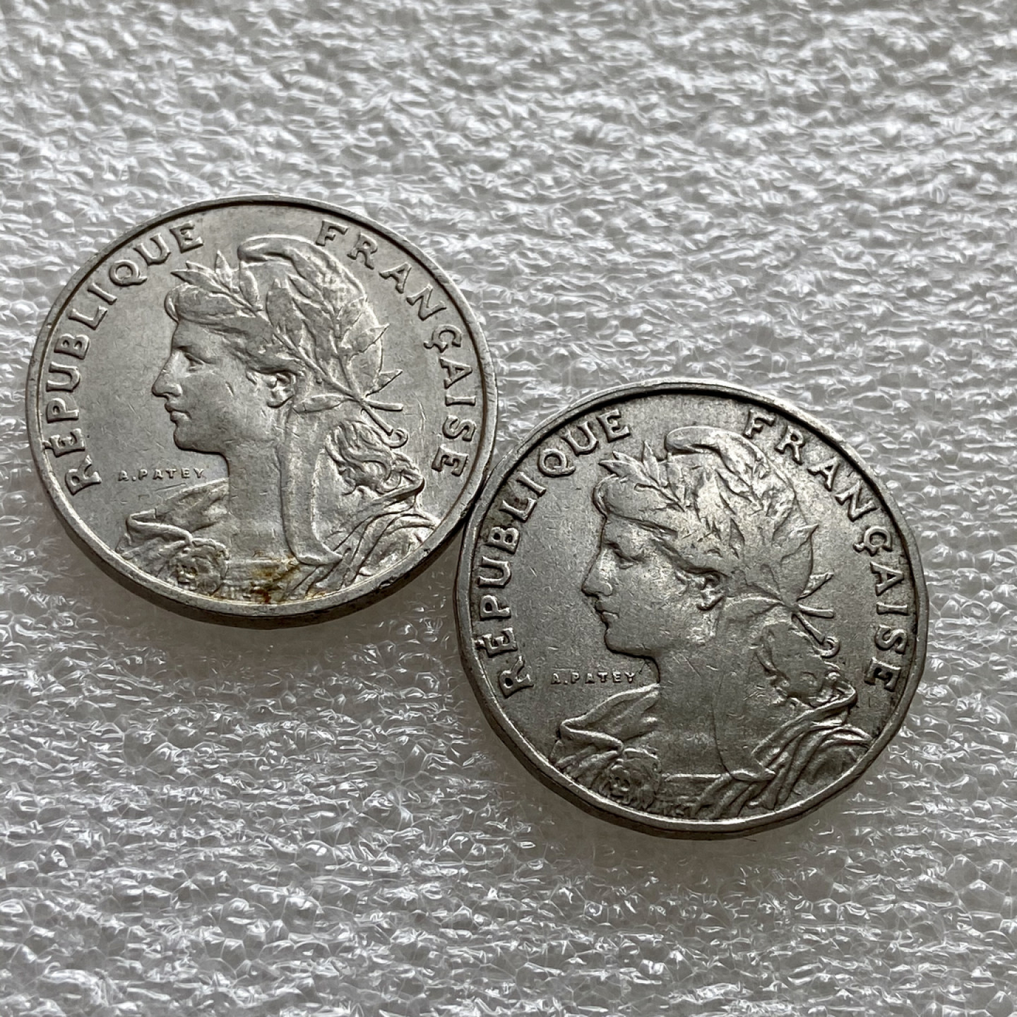 【Numismatist】第四场-0起拍-0佣金-包邮-世界硬币 法国1903-1904年25分两个版本 自由女神