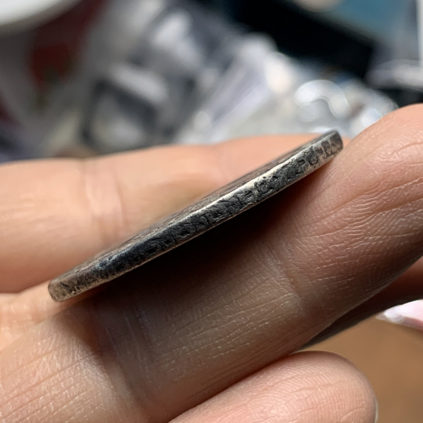 《竞宝斋》第30场-周日，周一，周二3场连拍（全场顺丰包邮） 西属 墨西哥1789年 卡三头像卡四名称 过渡版本 8R 双柱大银币 38.6mm 26.3克 细节见图