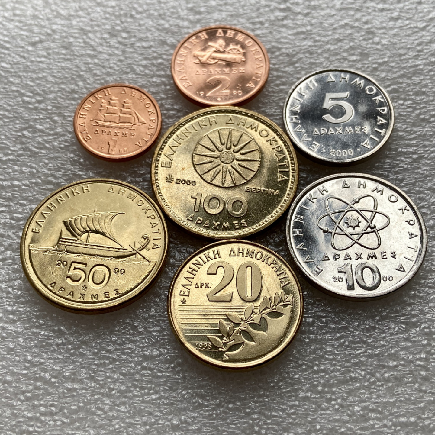 【Numismatist】第四场-0起拍-0佣金-包邮-世界硬币 希腊1-2-5-10-20-50-100德拉克马7枚 未流通品相 