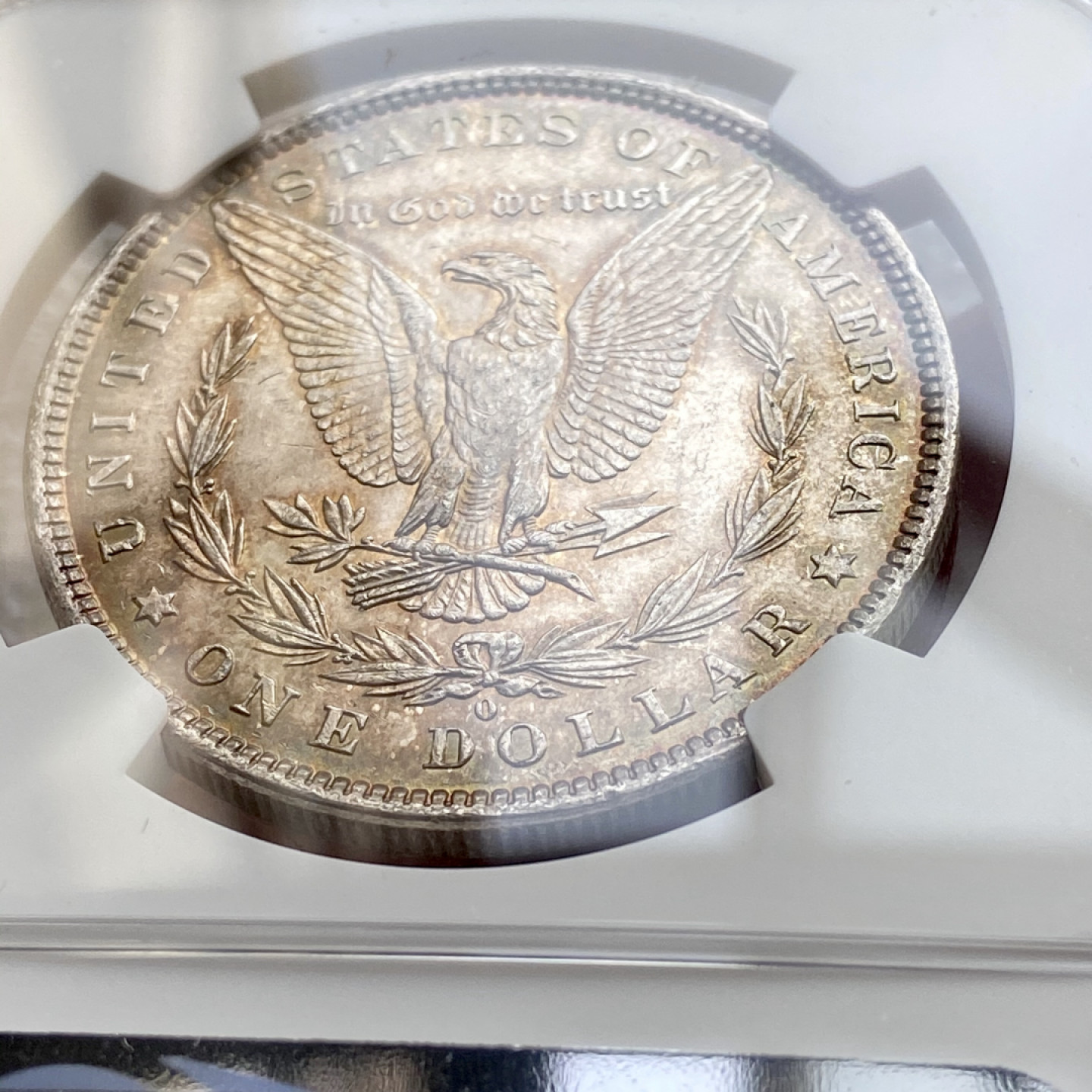 【Numismatist】第四场-0起拍-0佣金-包邮-世界硬币 美国1882年摩根银币O版 NGC评级MS63分 双面均匀彩 很漂亮