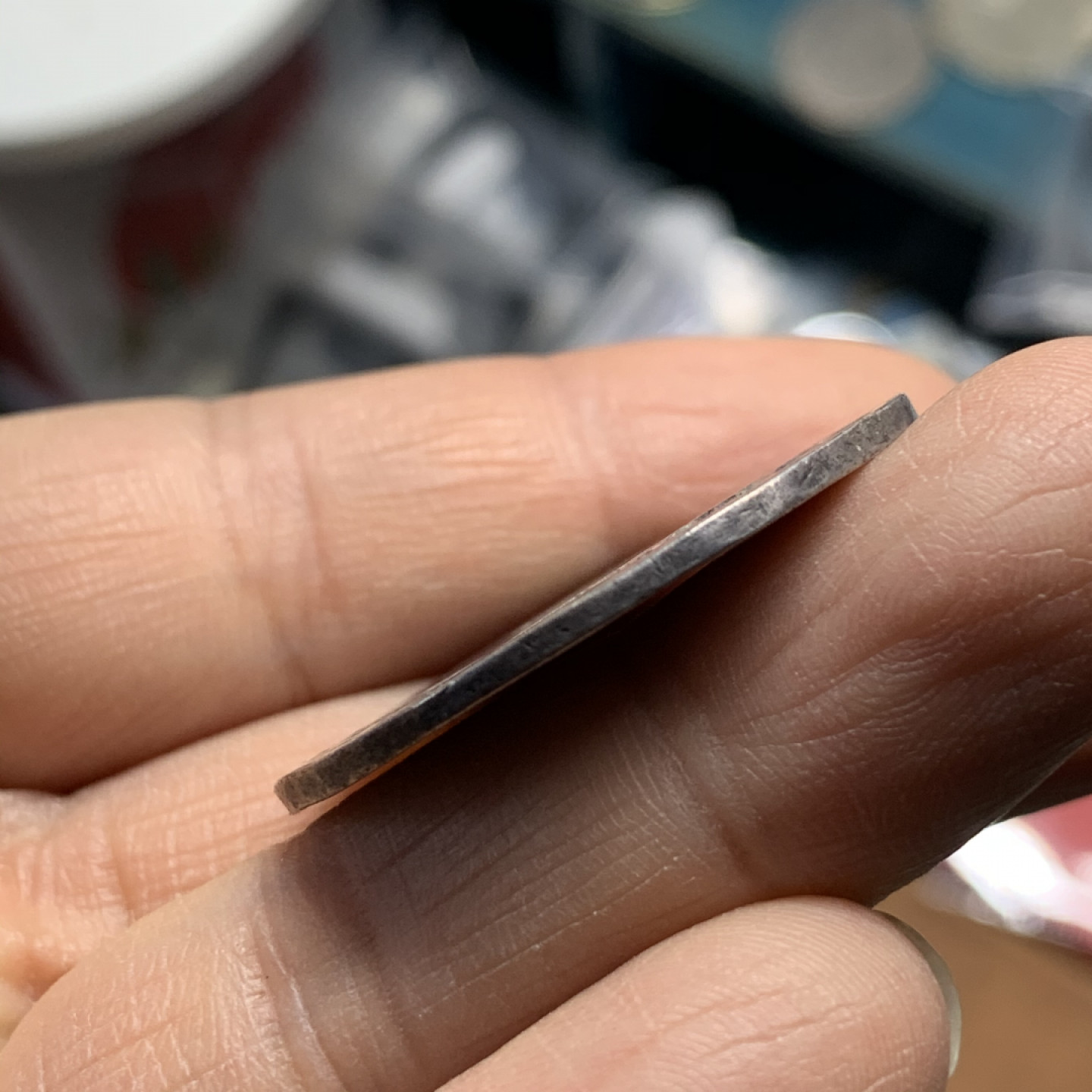 《竞宝斋》第30场-周日，周一，周二3场连拍（全场顺丰包邮） 荷兰 武士持剑 30斯蒂弗 银币 35mm，15.6克 首见品种