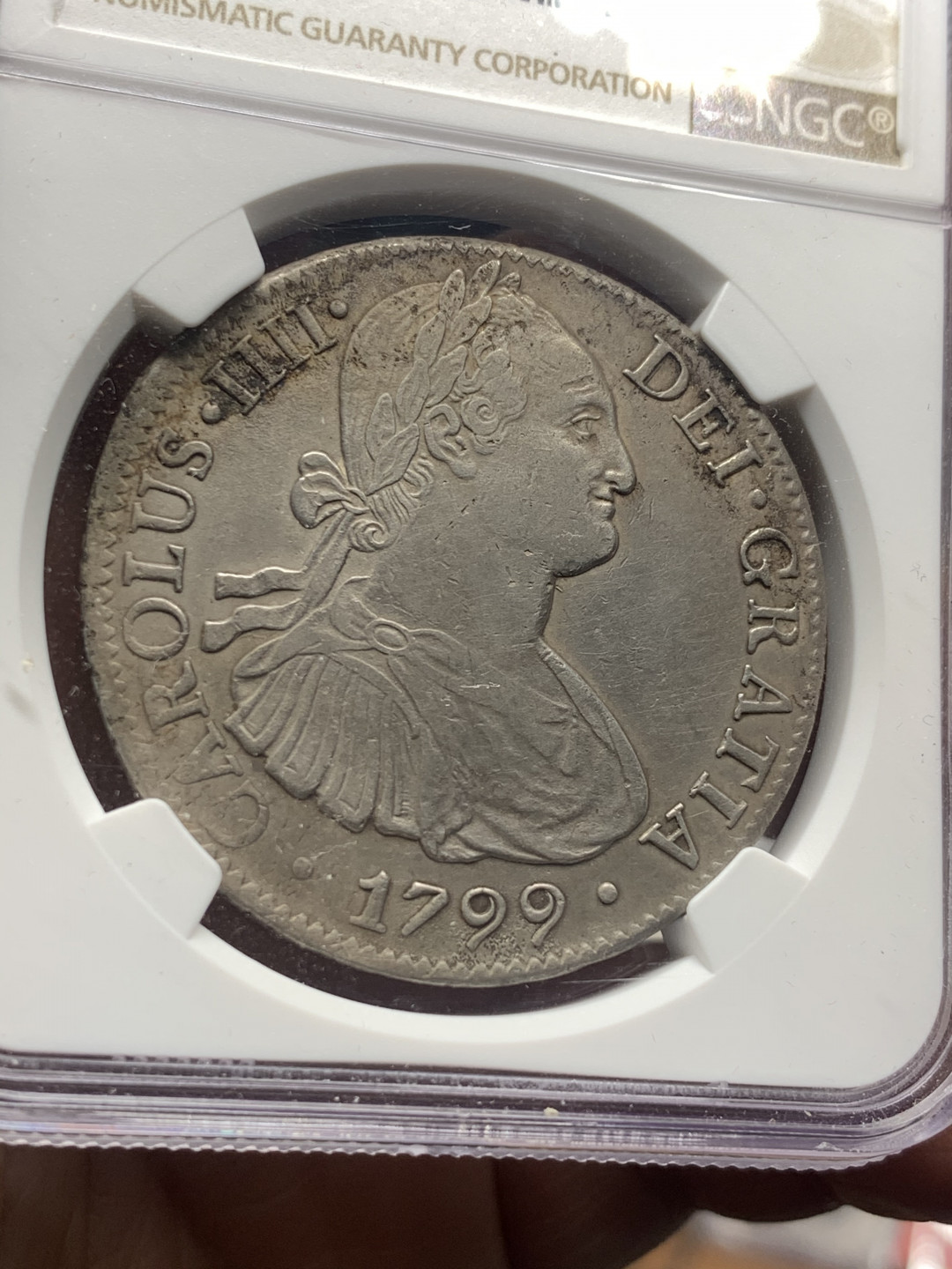 《竞宝斋》第30场-周日，周一，周二3场连拍（全场顺丰包邮） NGC评级 墨西哥1799年 卡四 8R 双柱大银币 原味好细节