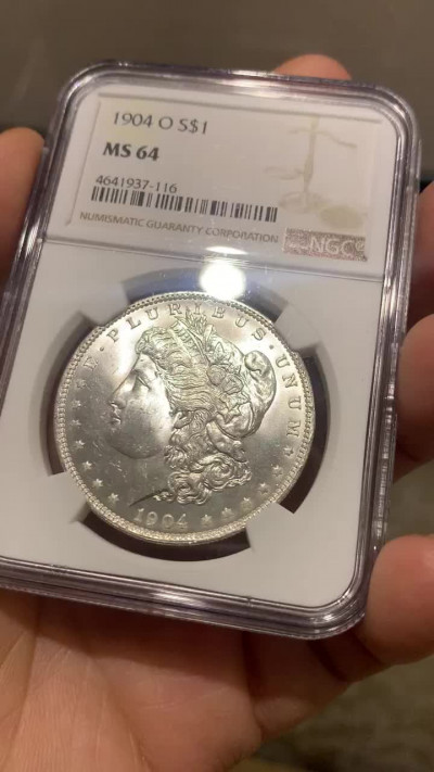《竞宝斋》第30场-周日，周一，周二3场连拍（全场顺丰包邮） NGC-MS64 美国 1904-O 新奥尔良厂 摩根 1美元 银币 银色原光