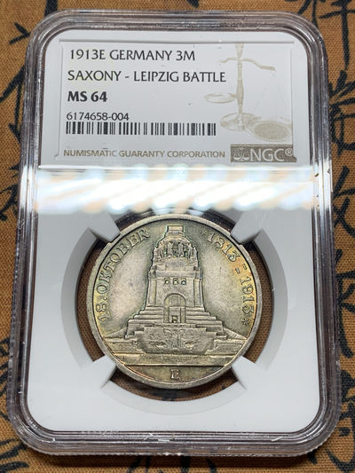 《竞宝斋》第30场-周日，周一，周二3场连拍（全场顺丰包邮） - NGC-MS64 德国萨克森 1913年 建功碑 3马克 银币 黑彩包浆
