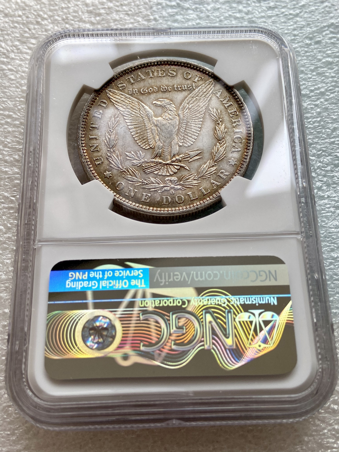 【Numismatist】第四场-0起拍-0佣金-包邮-世界硬币 美国1882年摩根银币O版 NGC评级MS63分 双面均匀彩 很漂亮