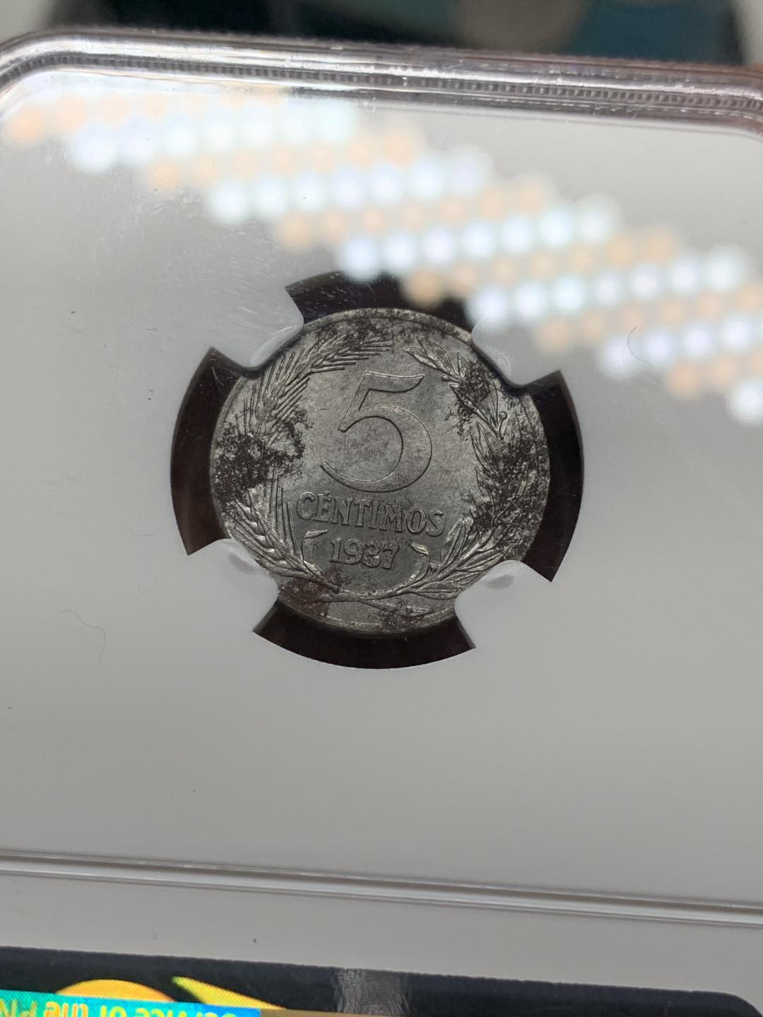 《竞宝斋》第30场-周日，周一，周二3场连拍（全场顺丰包邮） NGC-UNC 西班牙 1937年 内战 5分 铁币， 带点铁锈没有给分 ，不生锈太难了