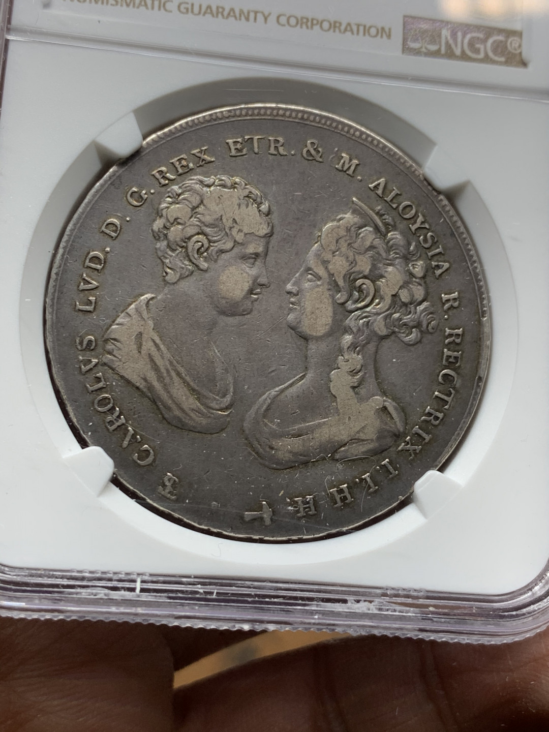 《竞宝斋》第30场-周日，周一，周二3场连拍（全场顺丰包邮） NGC-XF40 意大利托斯卡纳 1807年 查理路易斯和玛利亚路易莎母子像 10宝利 大银币 黑包浆 非常漂亮