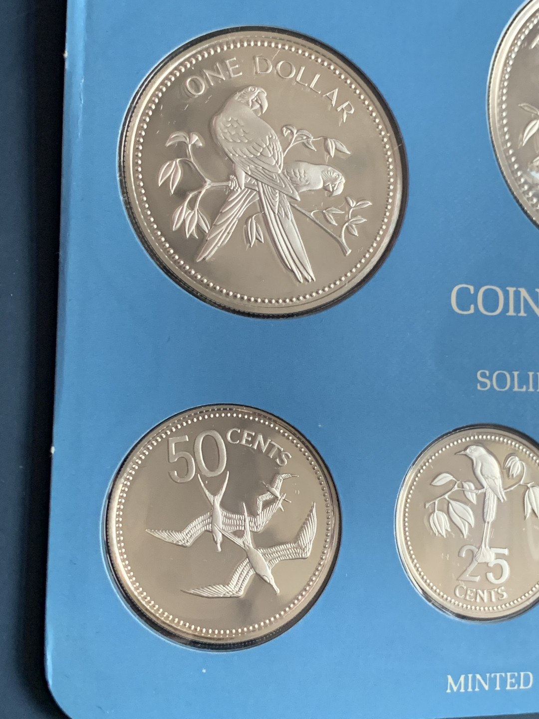 《竞宝斋》第31场（年内尾拍）-周日，周一，周二3场连拍（全场顺丰包邮） 伯利兹 1975年 精制套币8枚全银103克原盒原证