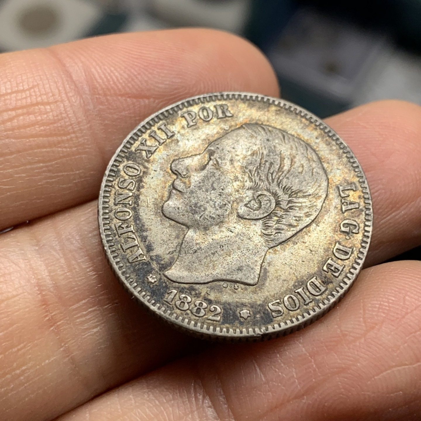 《竞宝斋》第31场（年内尾拍）-周日，周一，周二3场连拍（全场顺丰包邮） 原味深五彩 西班牙 1882年 阿方索十二世 2比塞塔 银币 10克  27.2mm