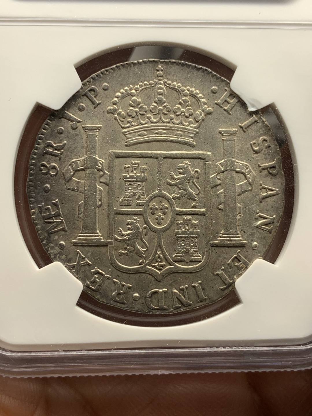 《竞宝斋》第31场（年内尾拍）-周日，周一，周二3场连拍（全场顺丰包邮） NGC AU55 秘鲁利马LIMA 1814年 费七 8R 双柱大银币 正反深打 背面MS品的底板 喜欢不要错过